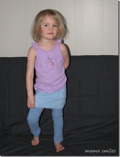 emma in her leggings