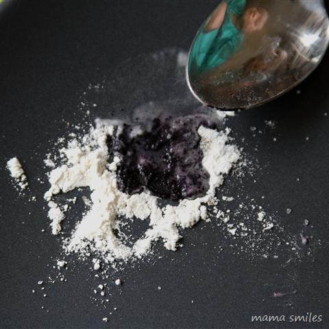iodine turning purple after coming in contact with flour
