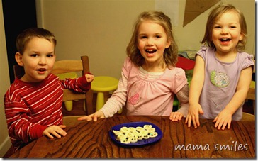 banana snowman snack