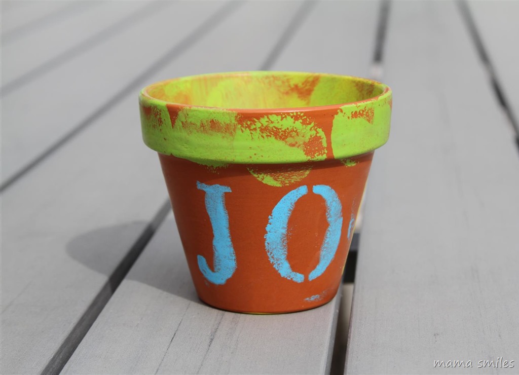 Stenciled pots are easy enough for even a young child to make, and they make wonderful teacher gifts or Mother's Day gifts!