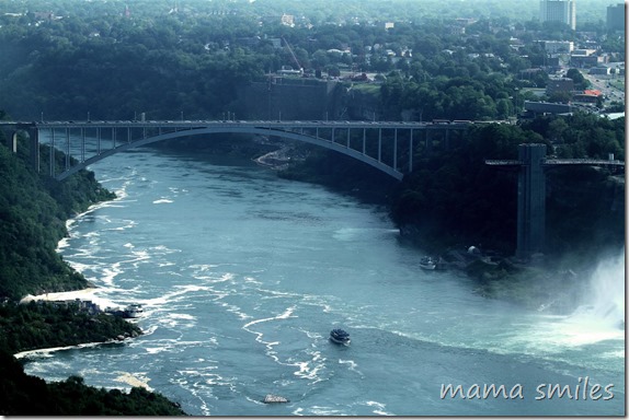 Rainbow Bridge - Niagara Falls