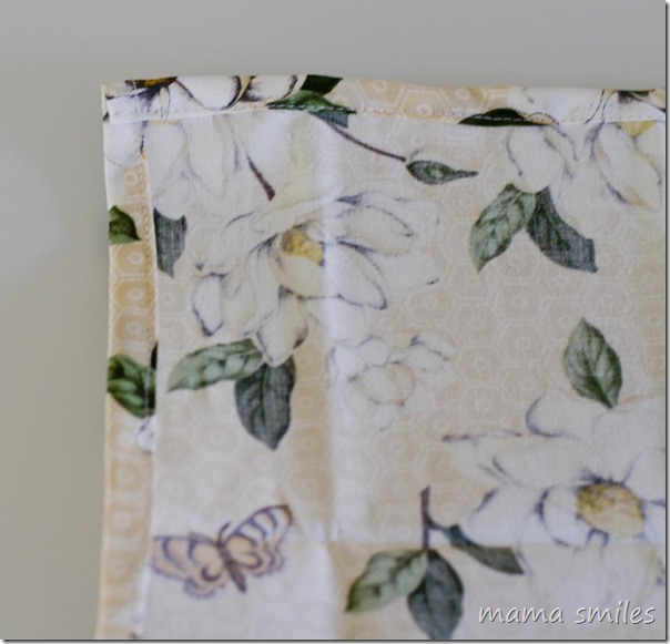 cloth napkin with rolled hem - easy sewing tutorial