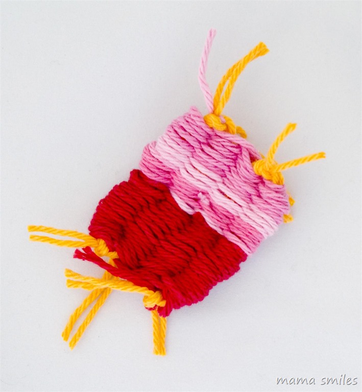 straw weaving is a fun fiber arts activity for kids!