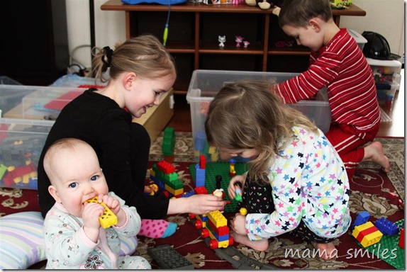 Sibling relationships - and why kids need pretend play