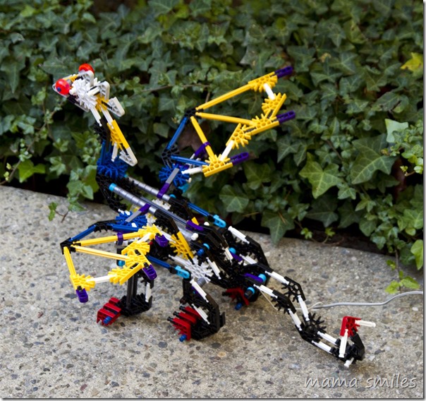 K'NEX Dragon from the Beasts Alive X Flame set