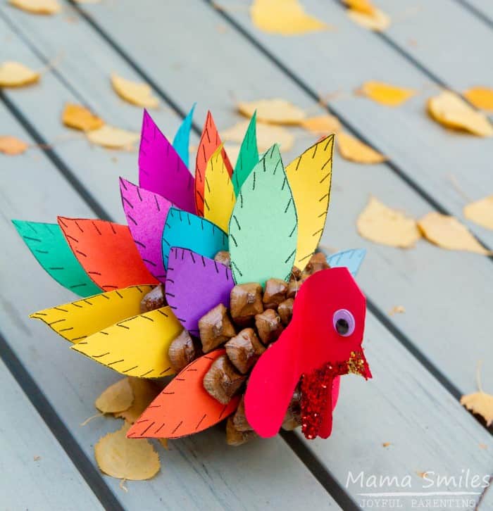 5 fun Thanksgiving turkey crafts kids can make