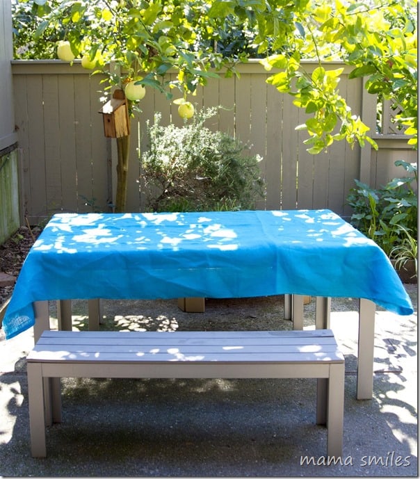 burlap tablecloth tutorial