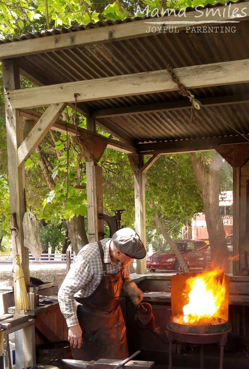 California gold rush history - blacksmiths played an important role