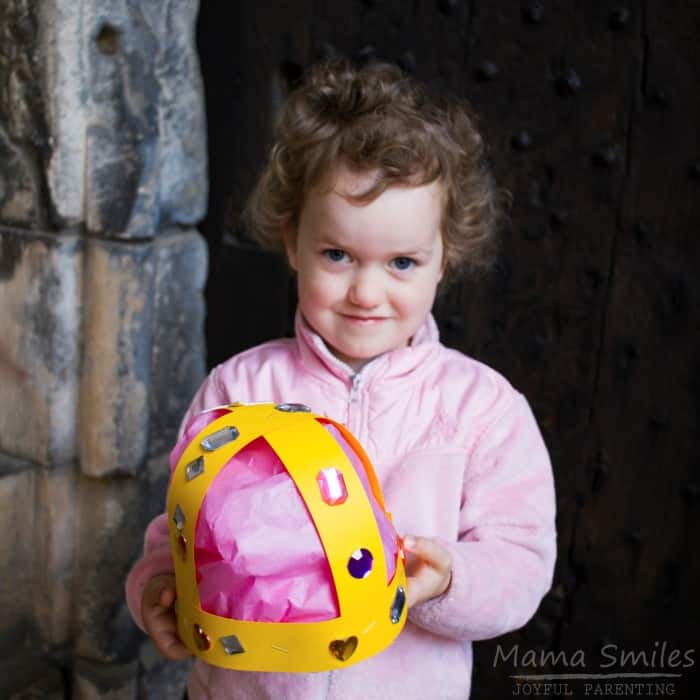 Holyrood Palace offers crafts for children who come to visit.