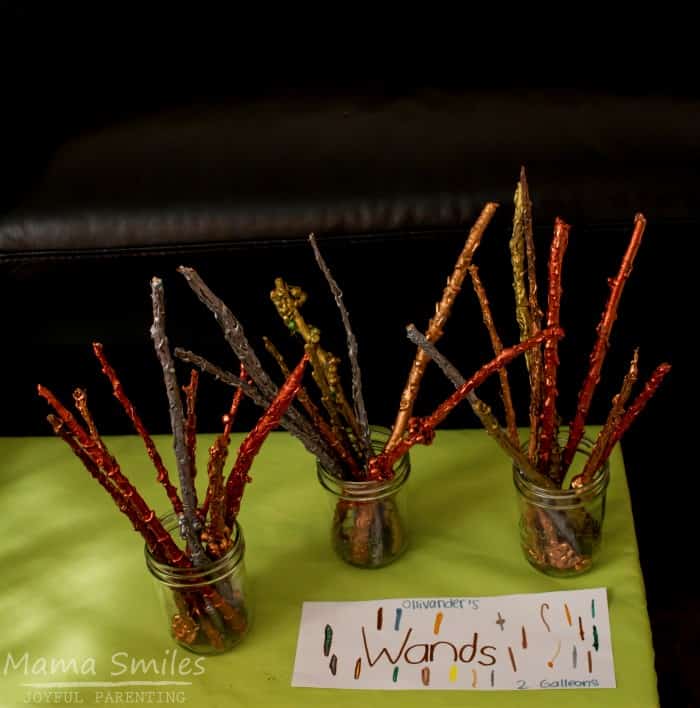 DIY wands and other wonderful Harry Potter crafts for kids.