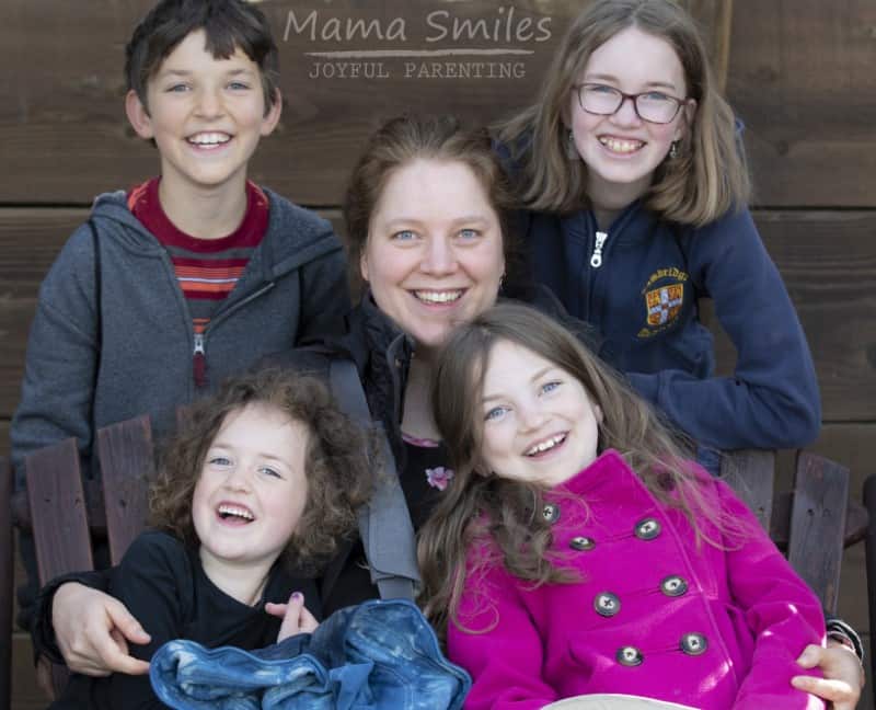 What is the blog Mama Smiles all about, and who runs it? Get the details on this parenting blog and its creator. #parenting #mamasmiles #mommyblog #parentingblog