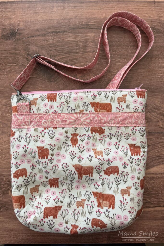 Highland coo crossbody bag sewn using the free Woodland Stitches pattern