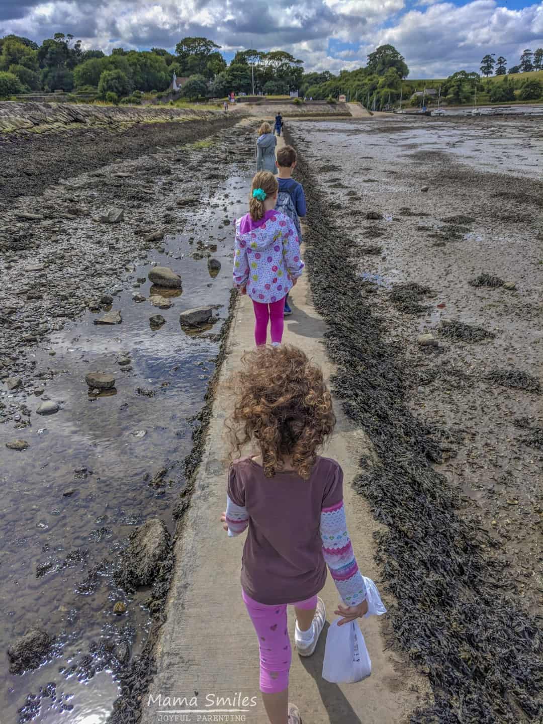 Crossing at low tide to Cramond Island