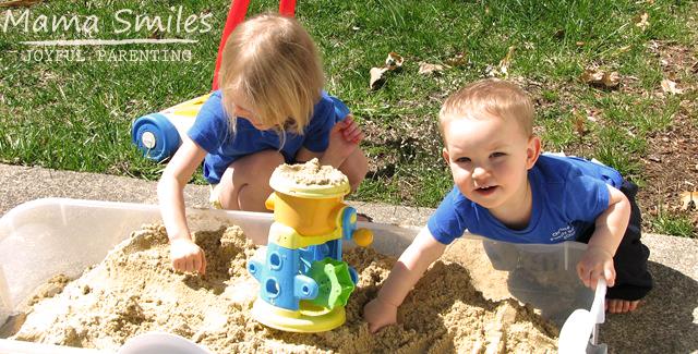 I LOVE this DIY sandbox solution! Inexpensive, the sand is protected, and portable.